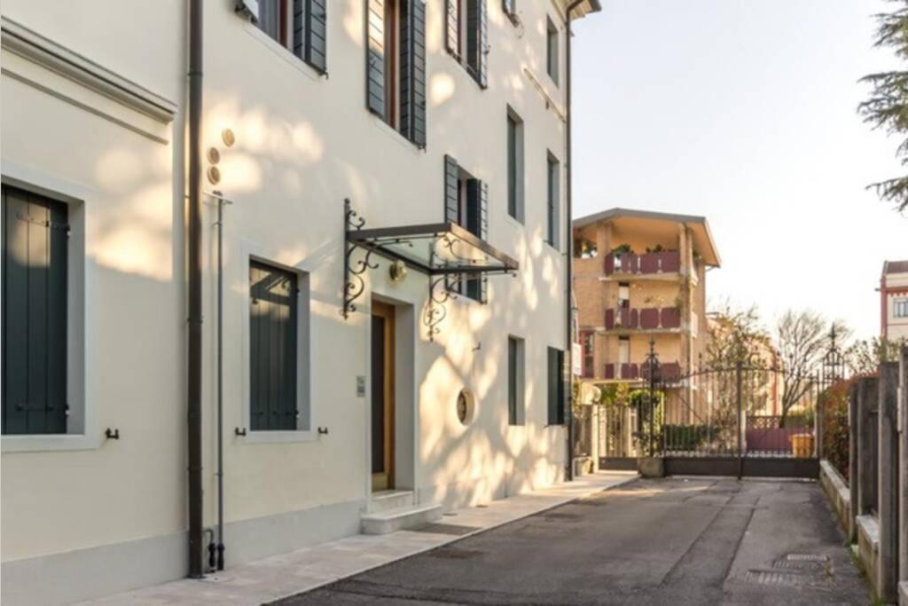 Dadahome elegante appartamento vicino al centro Treviso Esterno foto